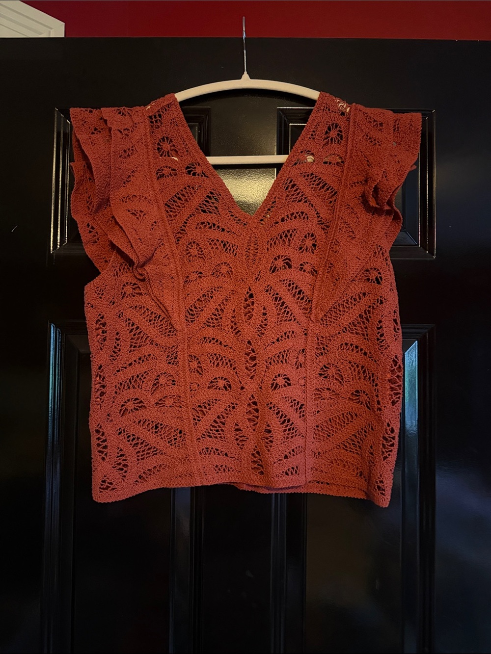 White House Black Market Rust Crochet V-Neck Flutter Sleeve Camisole